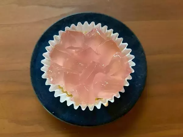 「セブンイレブンの”あかにし貝×ペペロンチーノソース”で激ウマおつまみが完成」の画像