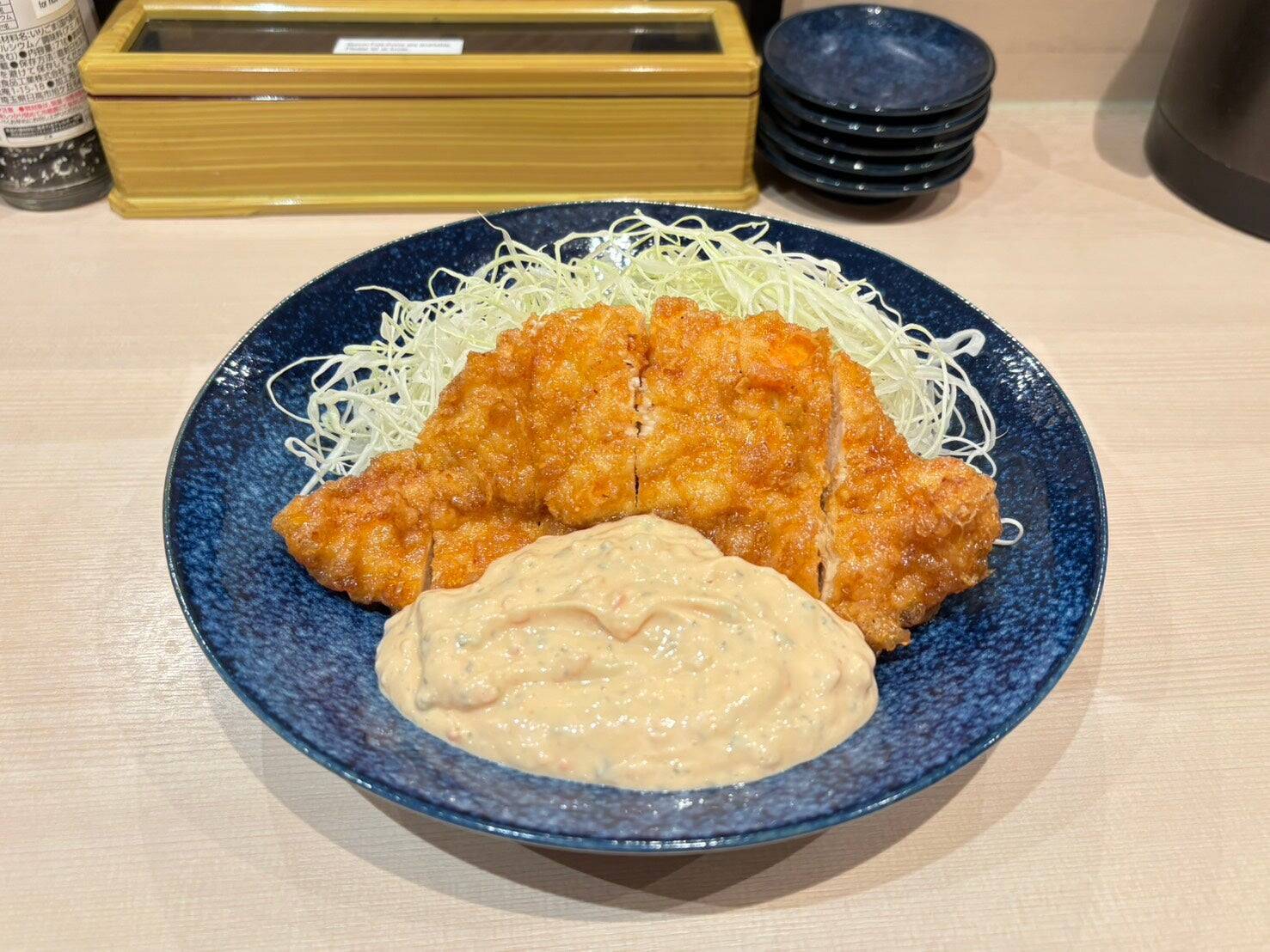 チキン南蛮の専門店、東京・秋葉原"ひむか食堂"からレポート！