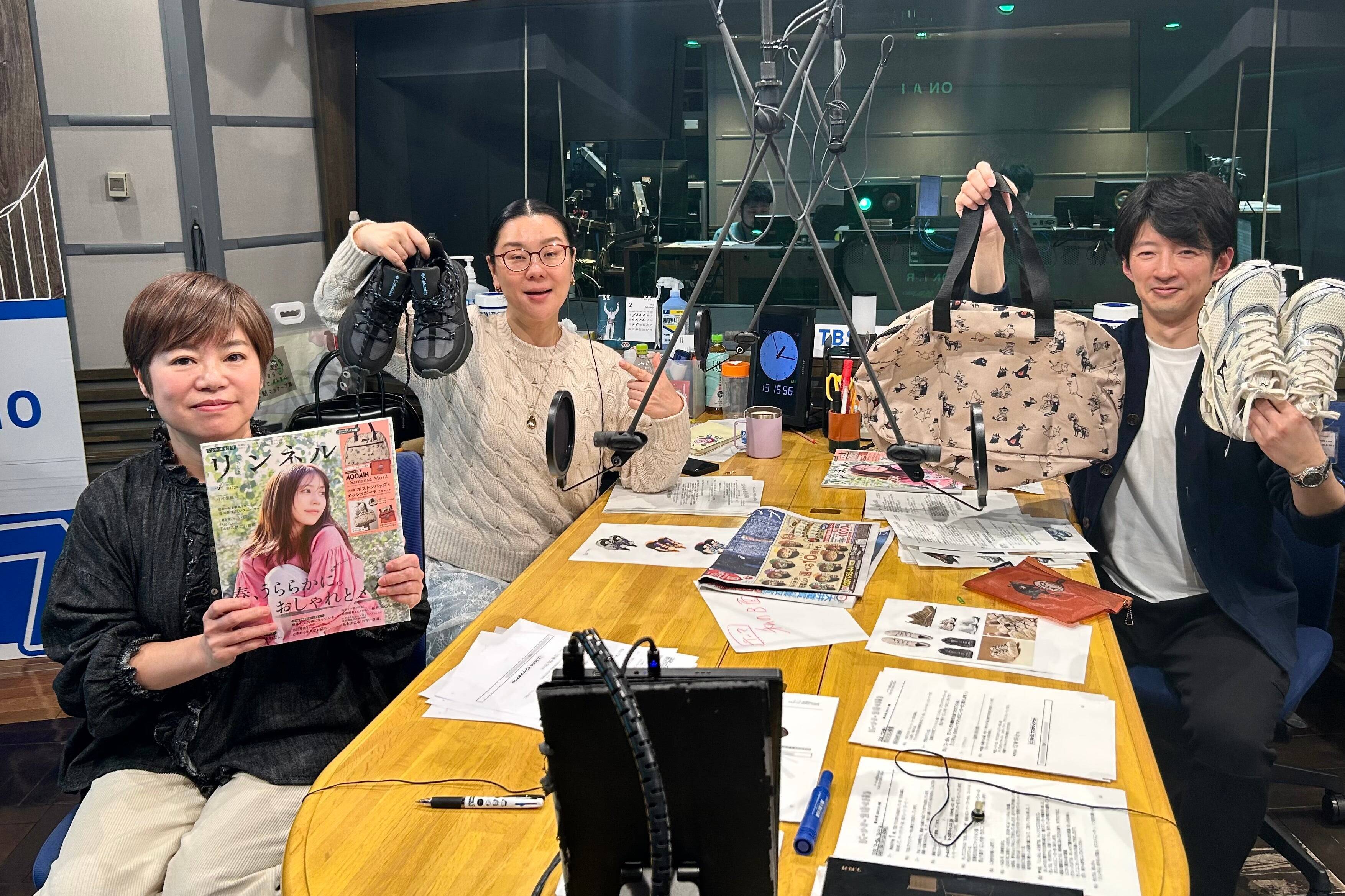 オシャレさ機能性『リンネル』イチオシY2Kトレンドを抑えたおしゃれスニーカー