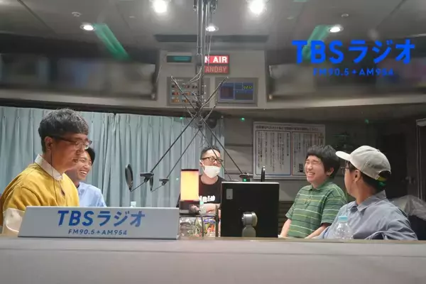 「おぎやはぎ"バカ爆杯優勝！エビカレンダーがやってきた！！"」の画像