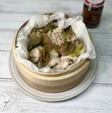 「せいろの蓋を開けた瞬間、食欲をそそる！鶏肉とザーサイの蒸しもの」の画像1