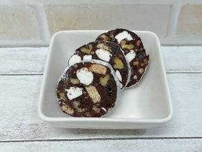 甘さもトッピングも全部自分好み！自宅で自分用に作るチョコレート！