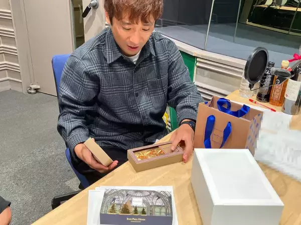 「漫画喫茶 極楽村 がバズってます」の画像