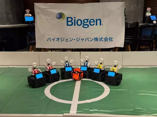 「会場に選手がいない？ロボットで挑むサッカー大会」の画像