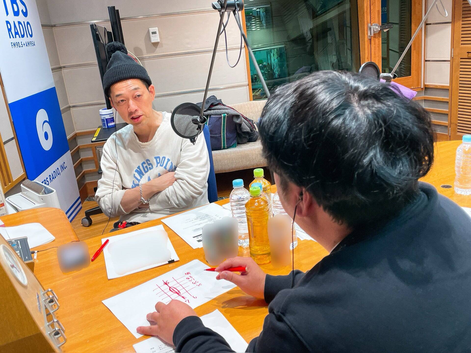 バナナマン「日村、ニューヨークの極寒で１６時間並ぶ！」