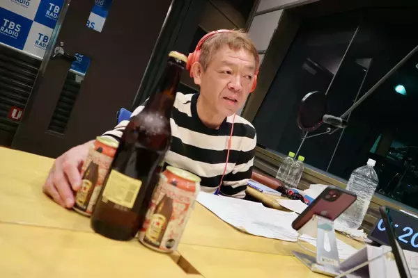 「ボトルがまるで美術館　阿佐ヶ谷の名店の記憶」の画像