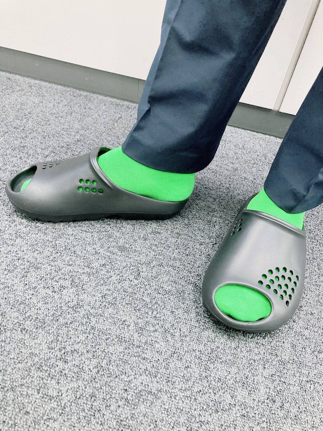 【汗ダラダラ】【冷房が寒すぎる】この夏、服で困ったらファミマの「コンビニエンスウェア」