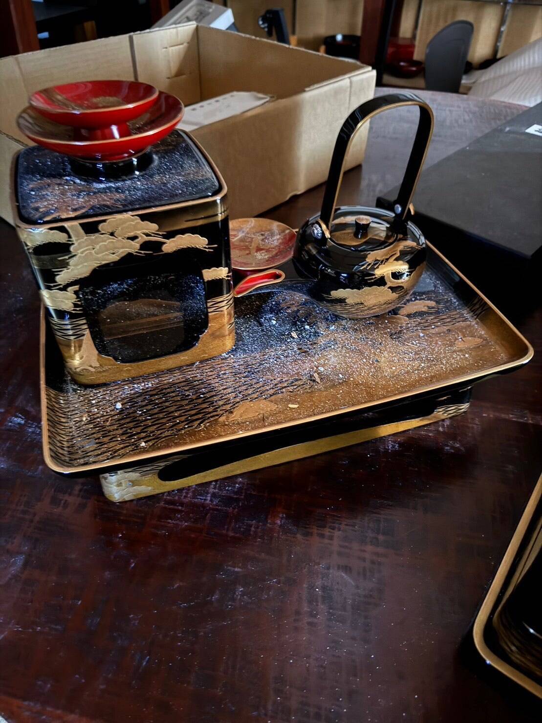 未来につなげ、前を向いて頑張る輪島塗