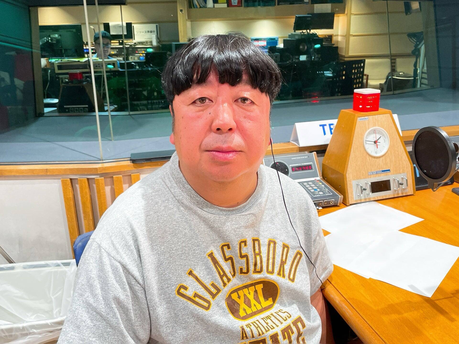 バナナマン”口笛を吹くと目が細くなる？”