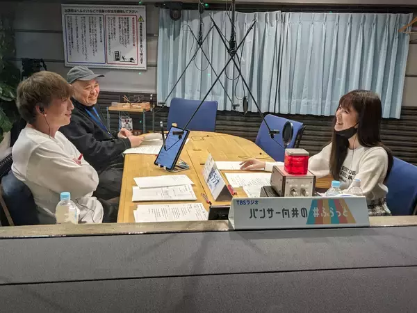 「声優・鈴村健一「『勇気爆発バーンブレイバーン』の主題歌はオタクが想いを込めて歌っています！」」の画像