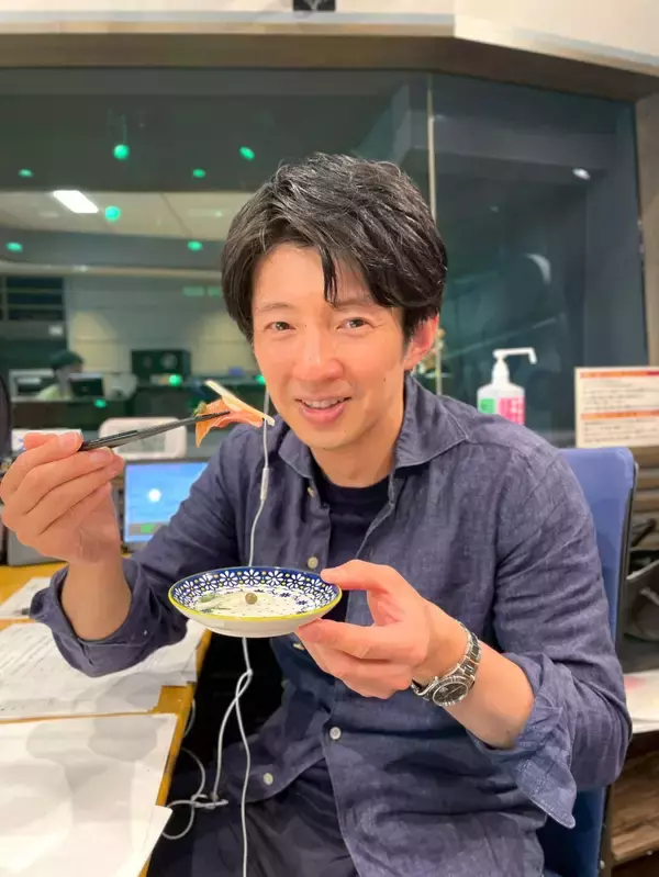 「プロ直伝の簡単レシピ「ハーブ香るサーモンカルパッチョ」」の画像