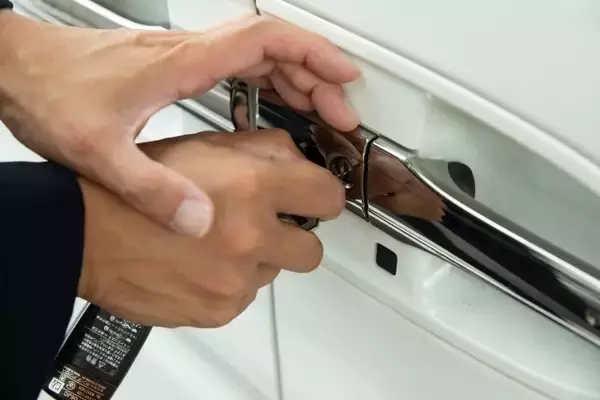 あなたの車も狙われている？被害急増する新手口