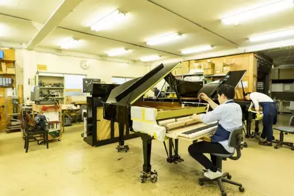 「そのピアノ澄んだ声で想いを語る。繊細な音と技術届けるベヒシュタイン・ジャパン」の画像