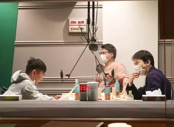 スタジオからヘイ！テレフォン！