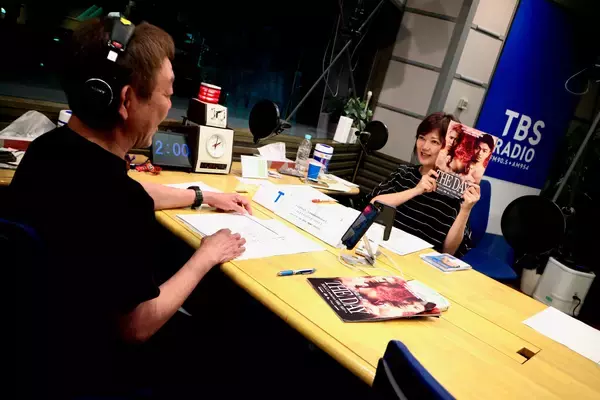 「えんがわコンビ伝説の目撃者に！ ボクシング初観戦の外山”子どもかよっ！！”」の画像