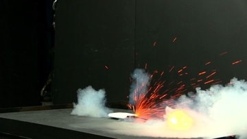 モバイルバッテリー発火、もしも自分の身に起きたら？