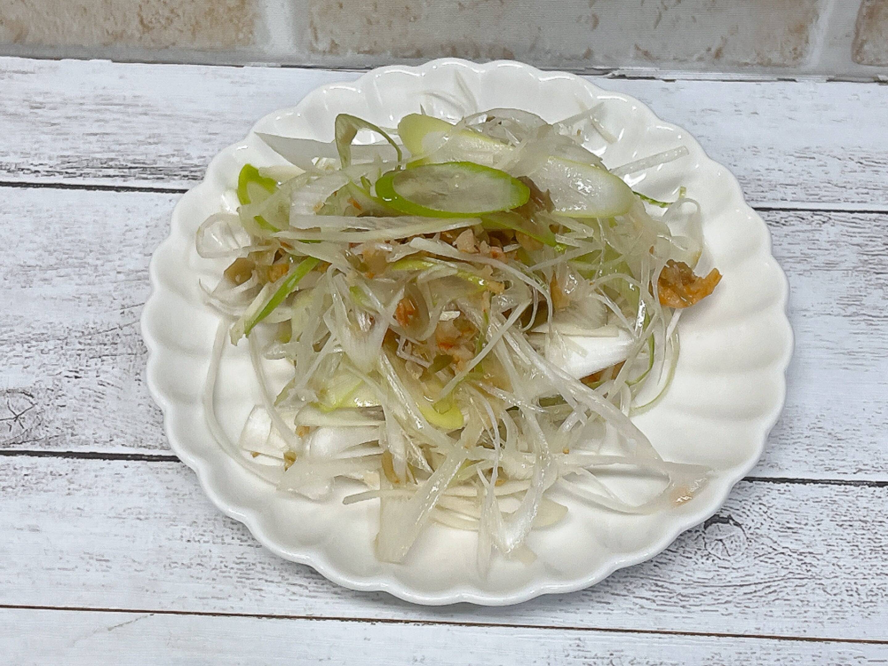 キャベツ、レモン、パセリを使った薬膳サラダで春の体調を管理！