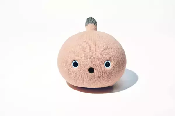 「寝言を言ったり、 オナラをしたりするペットロボットが最高の癒しをくれる」の画像