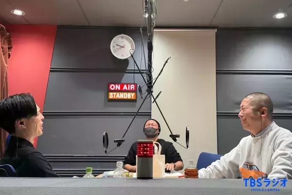 「左のあいつ！」の画像