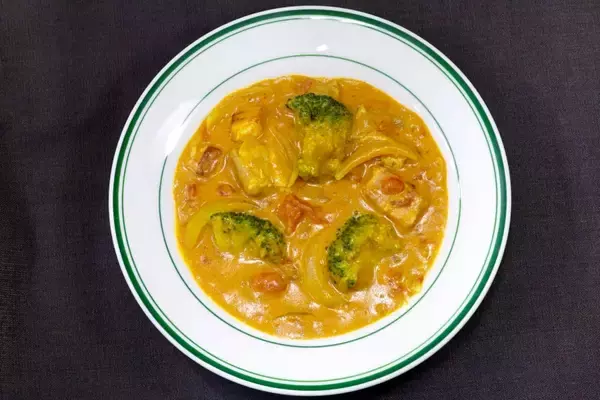 「カレー風味に中華風！ いつものクリームシチューを少し変えて いろいろなバリエーションで楽しむ、 爆速クリームシチューレシピ！」の画像