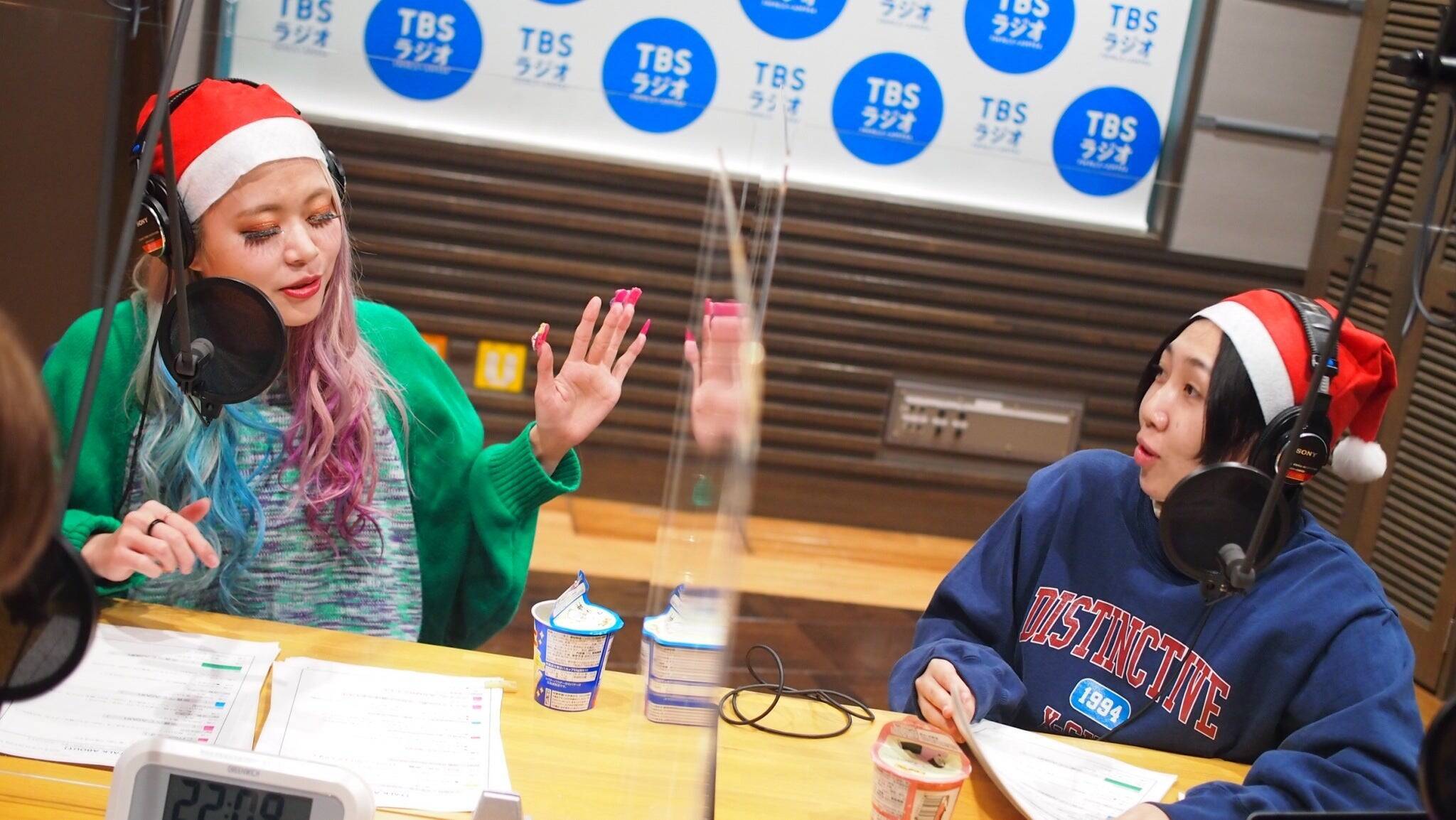 正直クリスマスどころじゃない！？エルフと聞く、みんなの「今夜、なにークリスマス？」