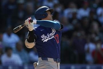 大谷翔平 チームは勝利ならずも4打数3安打の固め打ち ロバーツ監督「技術的な部分がハマってきている」