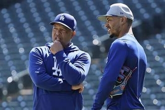 ロバーツ監督 3安打に沈んだドジャース打線に苦言「相手の方が打席内容はずっと良かった」2連敗の敗因を分析