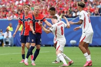 ハーランド VAR判定に疑問「もしあれがファウルなら毎試合PKだ」ゴール取り消しに本音【サッカーW杯】