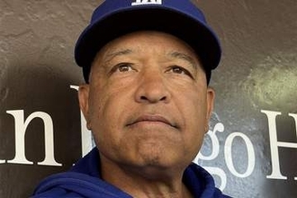 ドジャース敗戦にロバーツ監督「必要な時に一本が出なかった」好機生かせずシリーズ1勝1敗