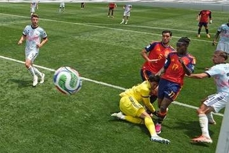 ベルギーDF 痛恨ファンブルのGKラメンス擁護「あのボールは簡単に処理できるものではない」【サッカーW杯】