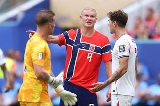歓喜から一転 ノルウェーの勝ち越し弾は幻に VARでゴール認められず【サッカーW杯】
