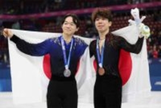 鍵山優真 2大会連続の銀メダル、佐藤駿が銅メダル！世界王者マリニンはミス連発でまさかの8位【ミラノ・コルティナ五輪】