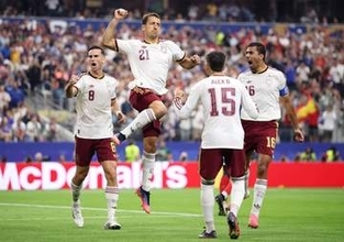無敵艦隊・スペインがフランスに2-0で完勝！ 無敗記録を37試合に更新し4大会ぶり決勝進出！【サッカーW杯】