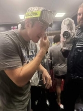 大谷翔平 今季自身初のシャンパンファイトに笑顔 打の不調もド軍監督「どこかのタイミングで目を覚ますと信じている」