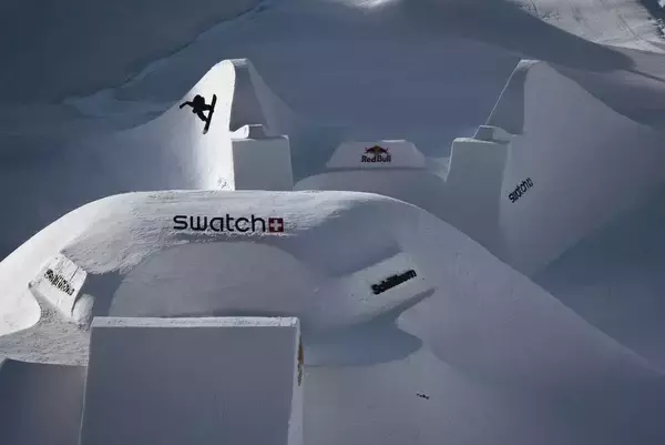 「【日本初上陸】ミラノ・コルティナ五輪のメダリストなど世界のトップライダーがニセコに集結！「Swatch Nines Snow 2026」」の画像