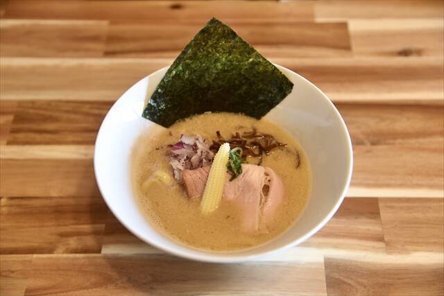 天然黒酢の旨みを味わう「壺そば」誕生！醸造蔵直営の古民家風レストラン「伊達商店」で｜鹿児島県霧島市