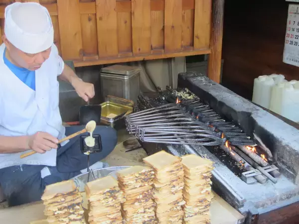 「【春を感じる！日帰りガストロノミーツーリズムのススメ】群馬県・磯部温泉のレトロな街並みと土地の“食”を体験する旅」の画像