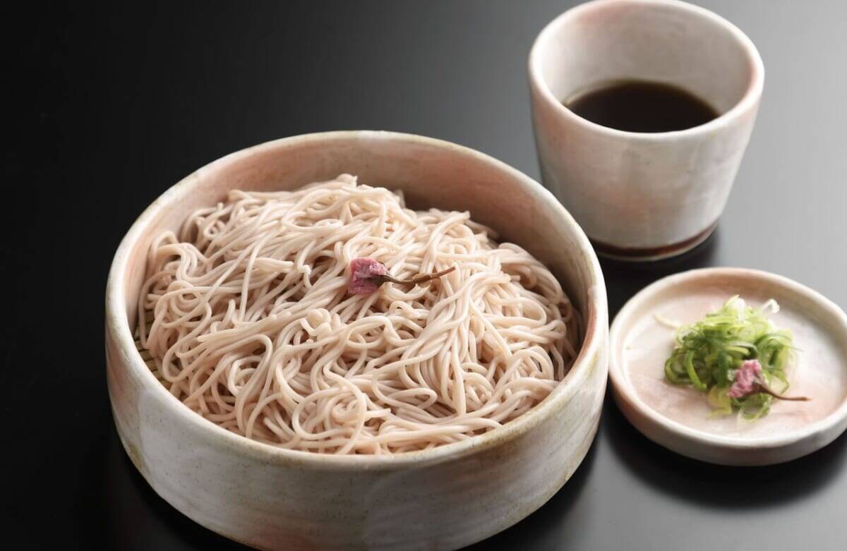 【京都・宇治で桜とグルメを楽しむ】宇治川沿いの飲食店＆お土産処3店舗でお花見フェア開催