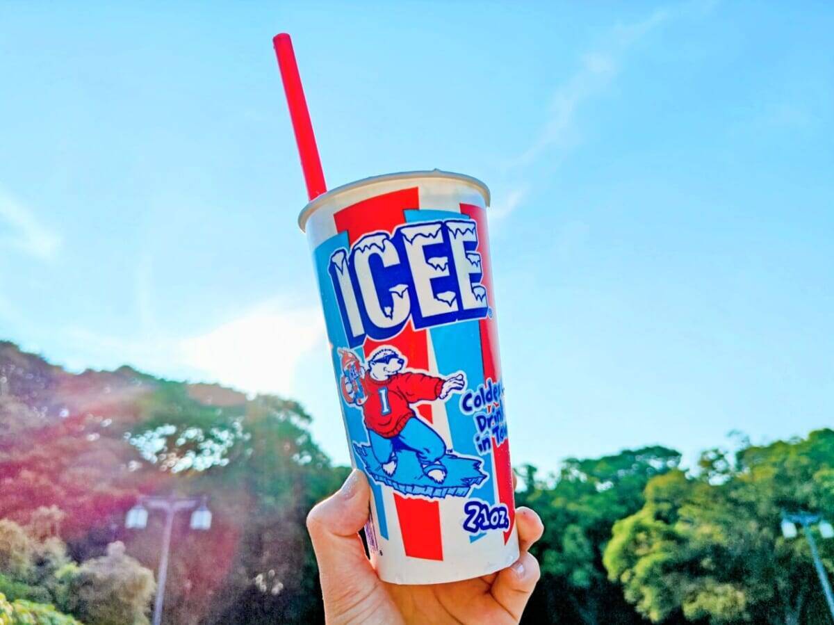アメリカ発・新感覚炭酸フローズン「ICEE（アイシー）」と「GO☆GO☆CAFE!」が初コラボ！原宿でグミてんこもりのドリンクをチェック