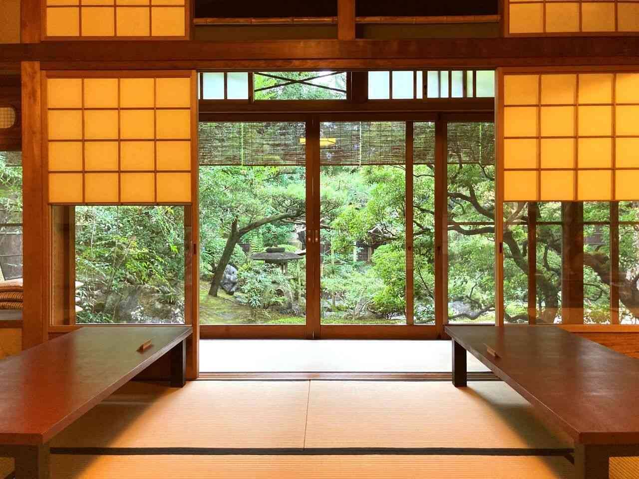【京都おすすめスイーツ】茶寮 宝泉で楽しむ季節限定「白小豆ぜんざい」と日本庭園