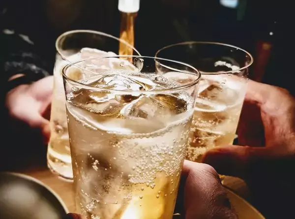 【入場無料・下町ハイボールフェス2026】立ち飲みで乾杯！グルメや縁日も楽しめる｜上野恩賜公園