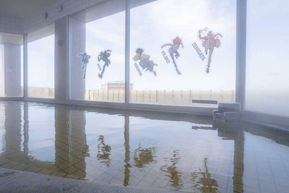 日帰り温泉施設とアニメがコラボ！「ルパン三世の湯 霧多布温泉ゆうゆ」浴室イラストから名曲BGM・限定グッズも｜北海道
