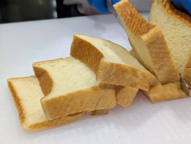 【伊豆・村の駅がリニューアル】第1弾はベーカリーと和菓子処オープン！ご当地素材のじゃがいもやさつまいもを使ったパン・スイーツが新登場
