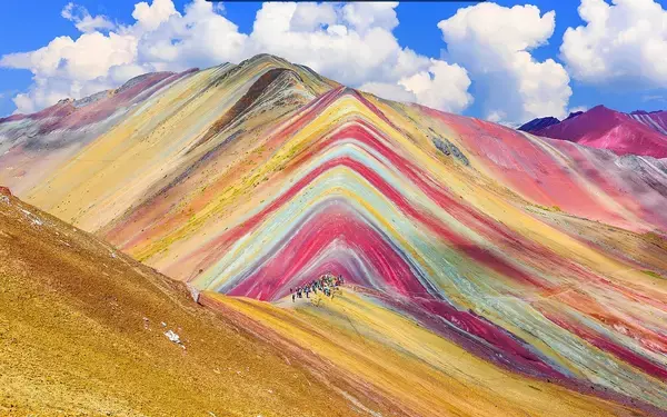 「あなたが旅したくなる国は？感動風景で答える「世界絶景クイズ８選」」の画像