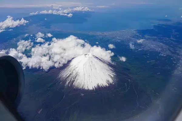 「【なぜ私だけが“決定的瞬間”を撮れたのか】英国「PPA Awards」で「Cover of the Year」を受賞した富士山撮影秘話」の画像