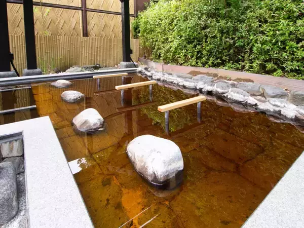 「【源泉かけ流し！多摩境天然温泉 森乃彩】あつ湯やぬる湯など4種の露天風呂が魅力！5周年記念イベント開催｜町田市」の画像