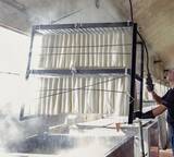 「【京都・丹後ちりめん精練工場 TANGO OPEN CENTER】屋内で楽しめる展示と工場見学がパワーアップ」の画像1