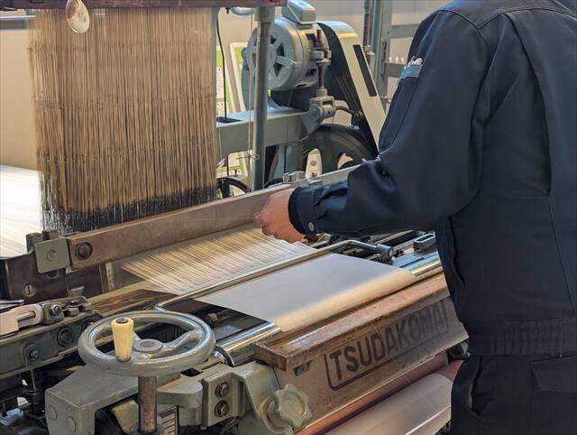 【京都・丹後ちりめん精練工場 TANGO OPEN CENTER】屋内で楽しめる展示と工場見学がパワーアップ