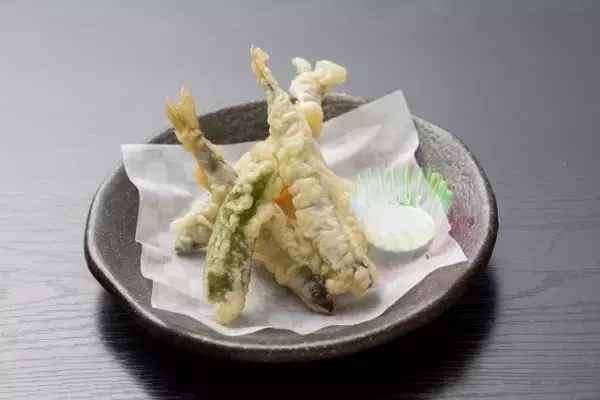 「【事前予約要】奥びわ湖で獲れた旬の魚を味わう「第33回 秋のグルメ2025」開催｜滋賀県長浜市」の画像