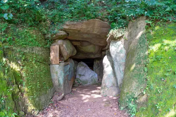 「「古墳って実はおもしろい！」古墳シンガー・まりこふんと行く壱岐の古墳の魅力に触れる旅」の画像